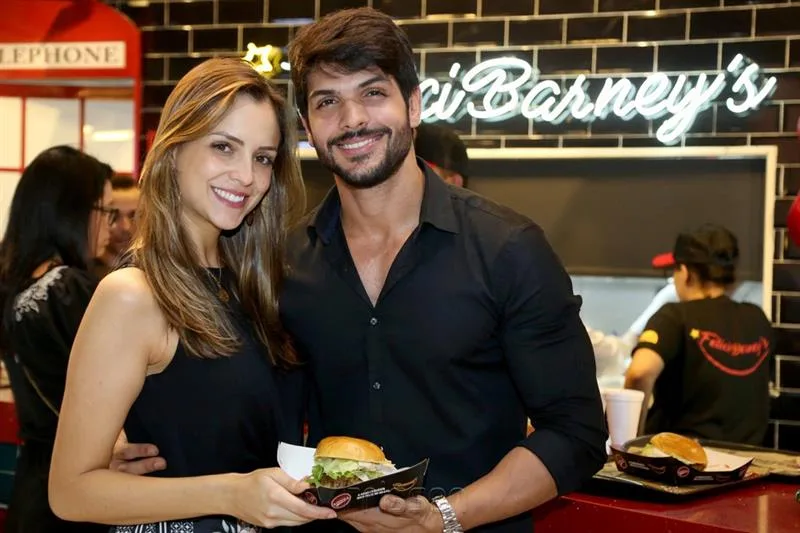 Ana Lucia Vilela e Lucas Fernandes