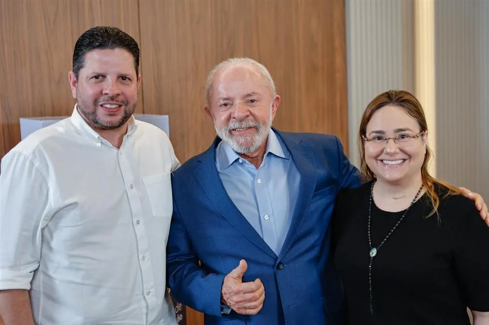Homero Silva e Mayara Silva com Presidente Lula