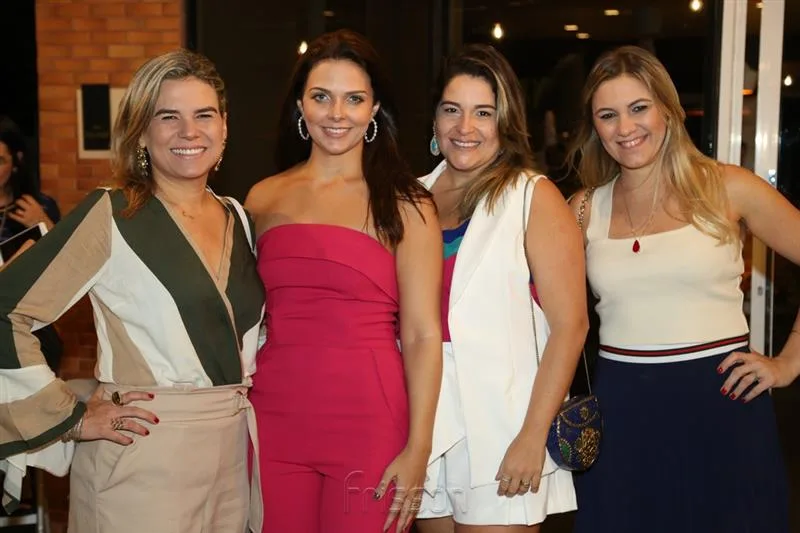 Clarisse Mota, Rafaela Pessoa, Adriana Mota e Lorena Abreu