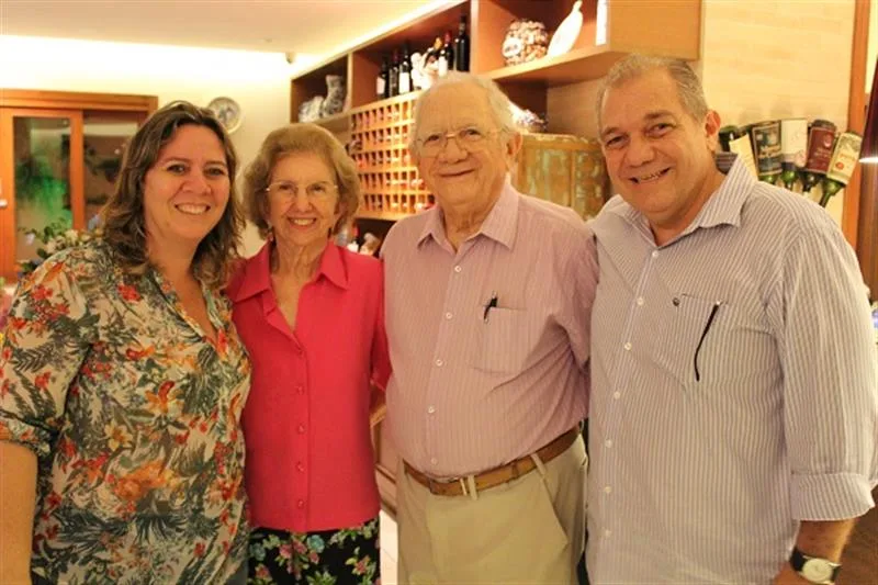 Ana Paola, Socorro, Valdo Santos e Waldo FIlho