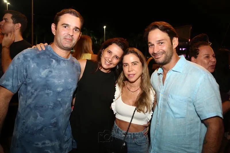 Abelardo, Viviane, Mirella e Claudinho Rocha