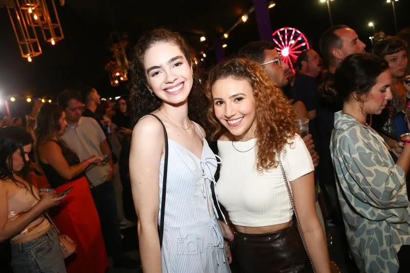 Amanda Viana e Aline Alves