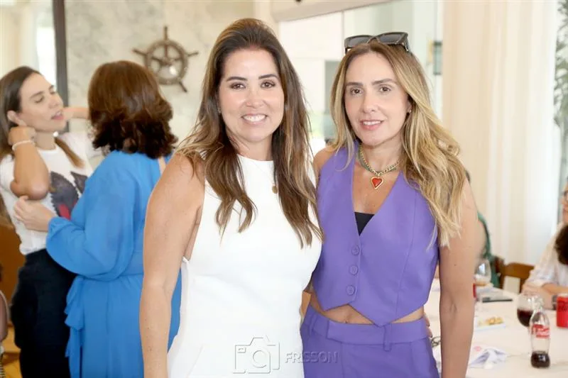 Ana Vladia Sales e Renata Oliveira