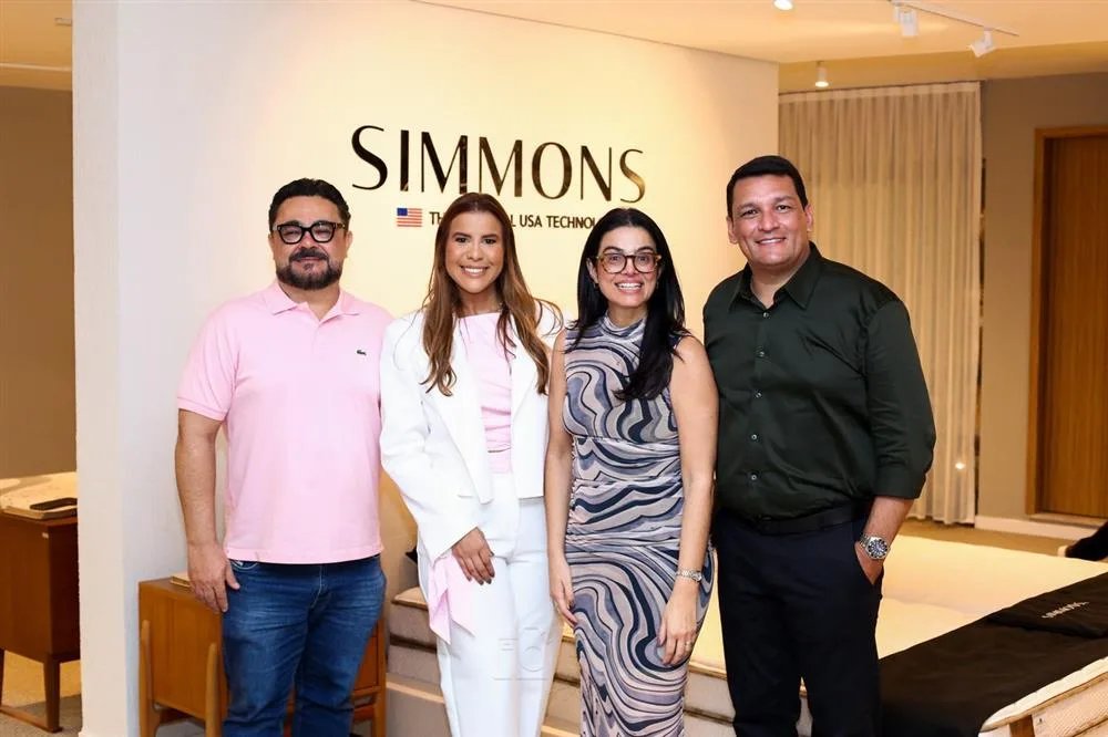 Enio Dourado, Larissa Maciel, Olga Fonseca e Hertz Cavalcante
