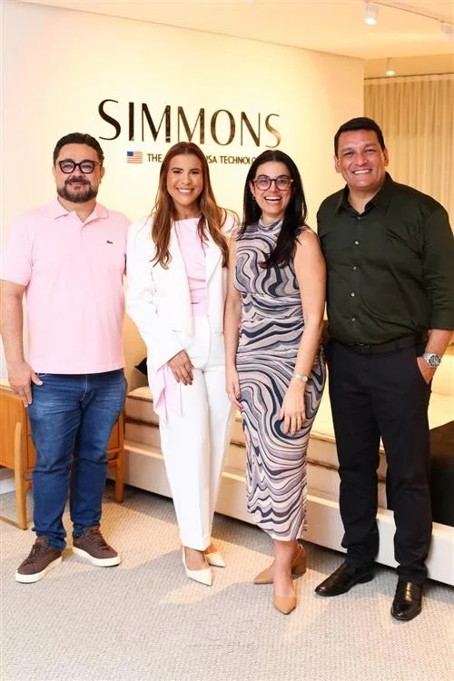 Enio Dourado, Larissa Maciel, Olga Fonseca e Hertz Cavalcante