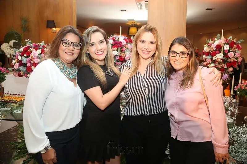 Ana Pinheiro, Gabriela e Debora Portugal e Nathália Teixeira