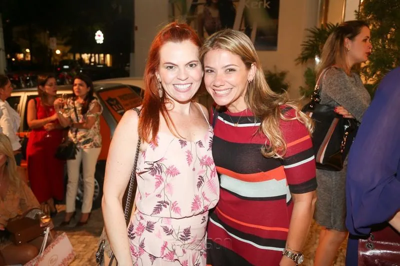 Adriana Praxedes e Vanessa Queirós