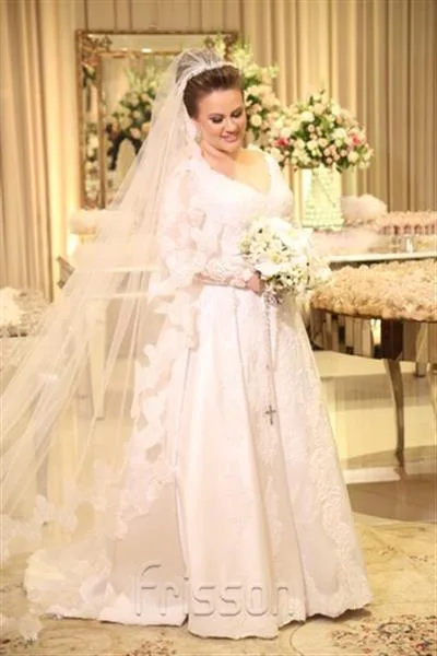 Ana Caroline