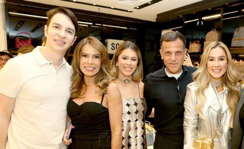 André Albuquerque, Maira, Lara Silva, Alexandre Birman e Priscila Silva