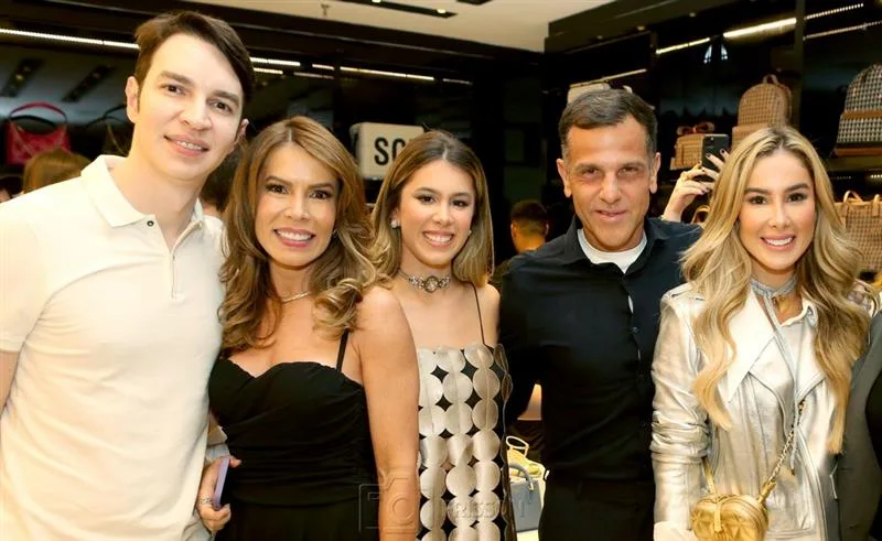 André Albuquerque, Maira, Lara Silva, Alexandre Birman e Priscila Silva
