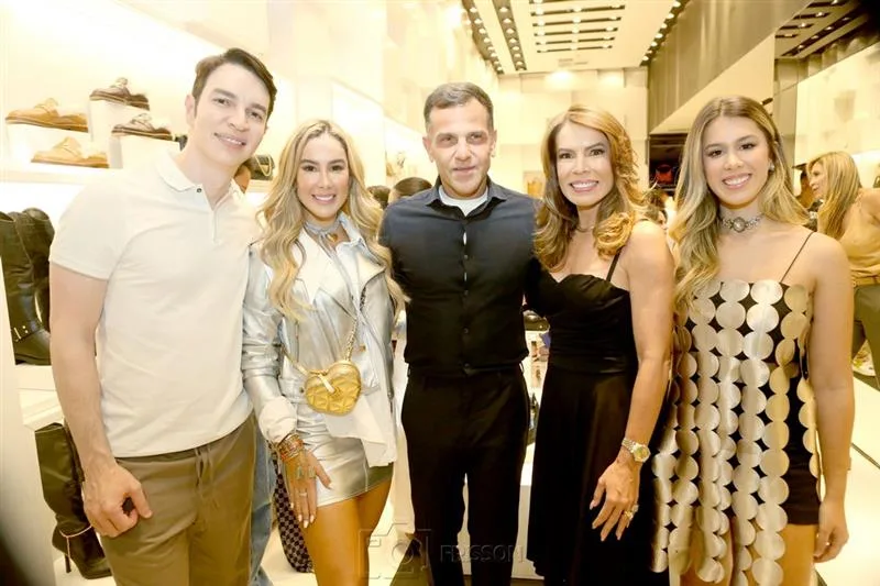 André Albuquerque, Priscila Silva, Alexandre Birman, Maira e Lara Silva