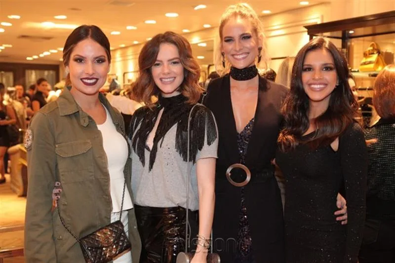 Thyane Dantas, Paulinha Sampaio, Dani Gondim e Mariana Rios