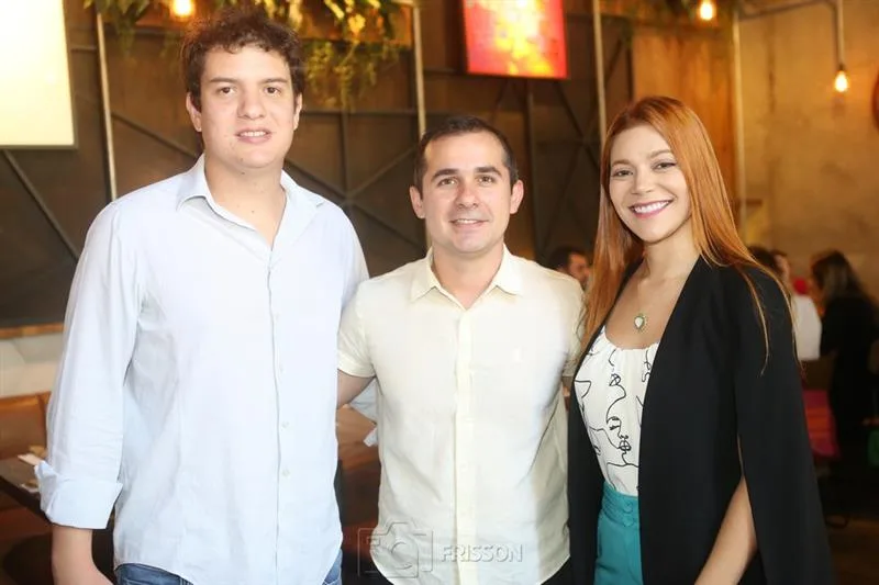Guilherme Colares, Roberto Leite e Raquel Agnes