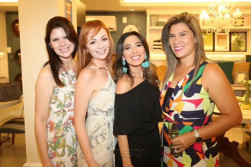 Bruna Diógenes, Lívia Feitosa, Renata Marinho e Cecilia Serpa