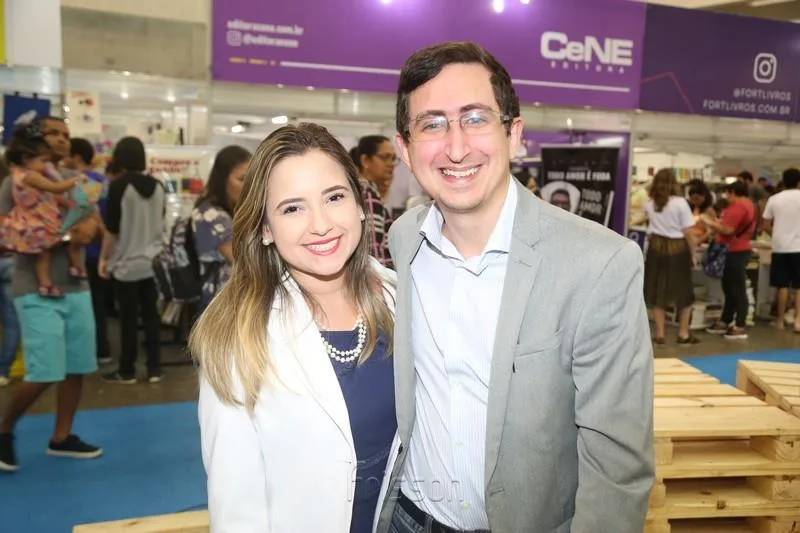 Ítala e Roberto Victor Ribeiro