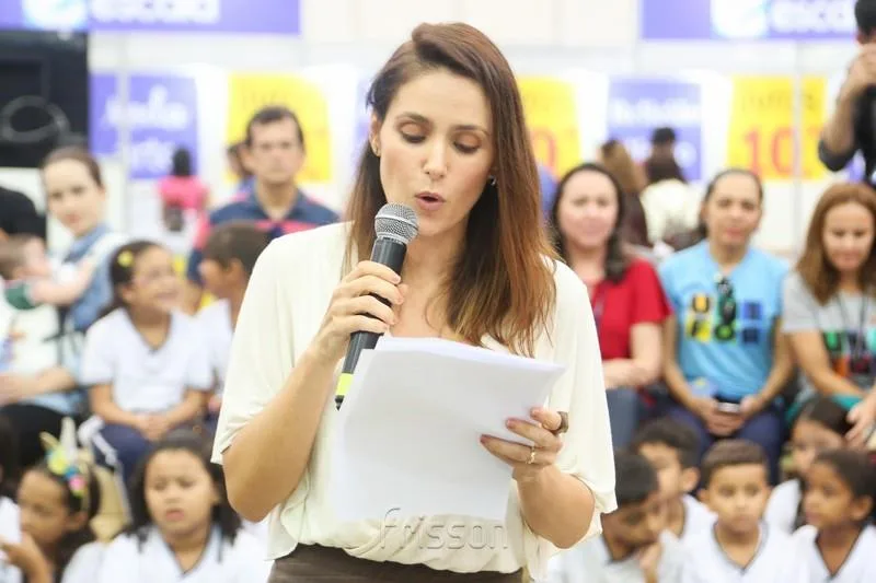 Lançamento do Livro de Manoela Bacelar