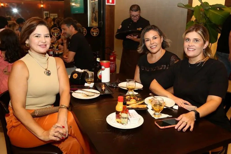 Alessandra Viana, Vanessa Chaves e Andréa Almeida