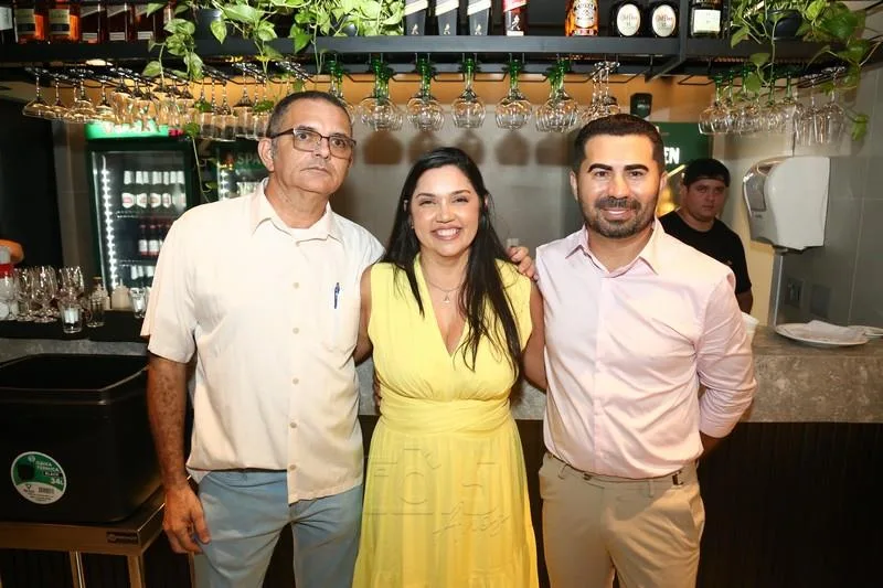 Eduardo e Viviane Ferreira e Marcelio Souza