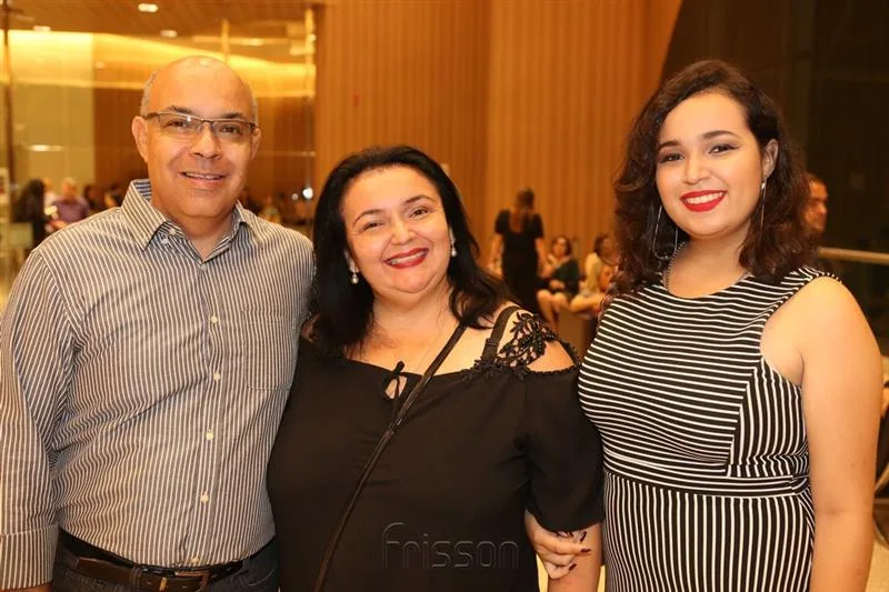 Antônio Carlos, Mônica Helena e Marcela Barreto