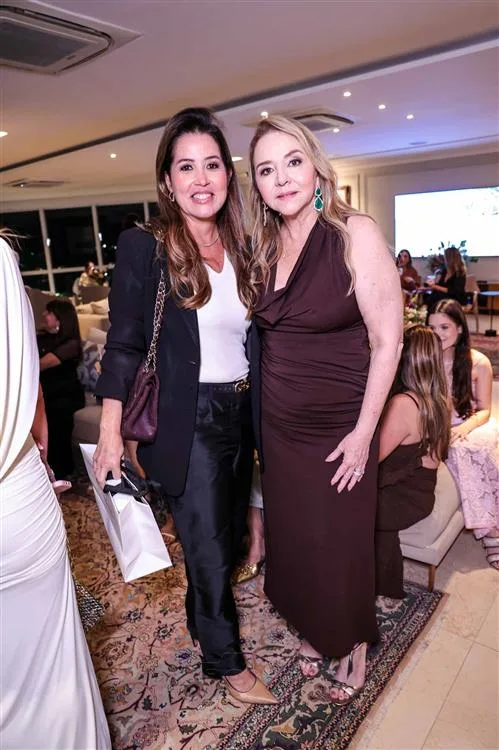 Ana Vladia Sales e Sandra Fujita