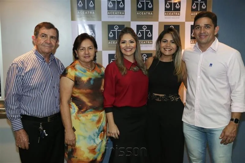 Antônio, Terezinha, Aline, Nicole Sá e Reinaldo Brito