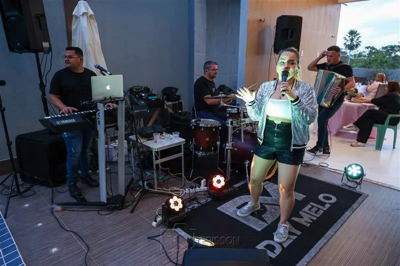 Cantora Day Melo