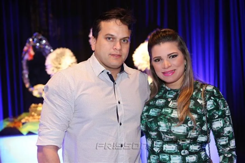 Adriano Barbosa e Kamila Monteiro