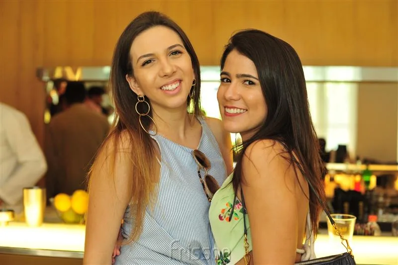 Andressa Kely e Vitoria Macedo