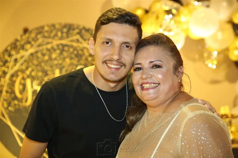 Matheus Cardoso e Julia Cardoso