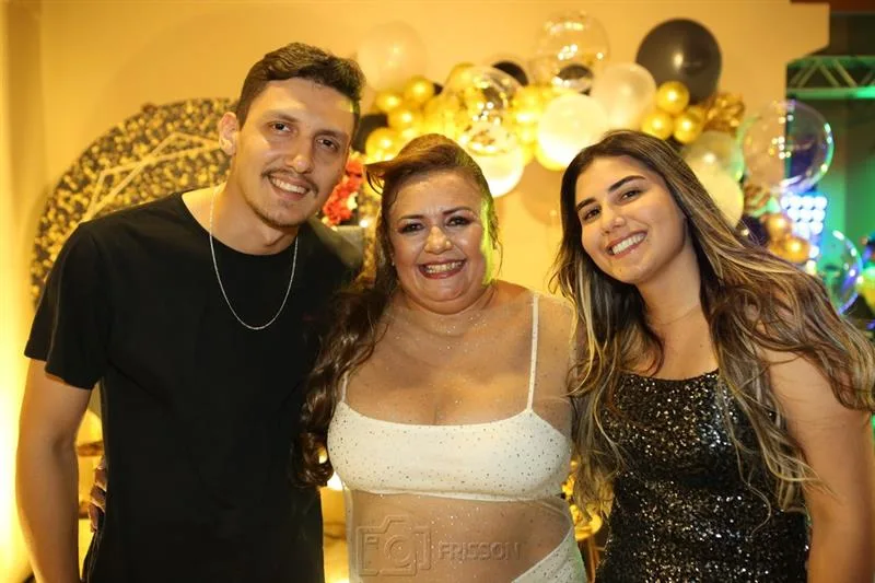 Matheus e Julia Cardoso, Vincenza De Mattia