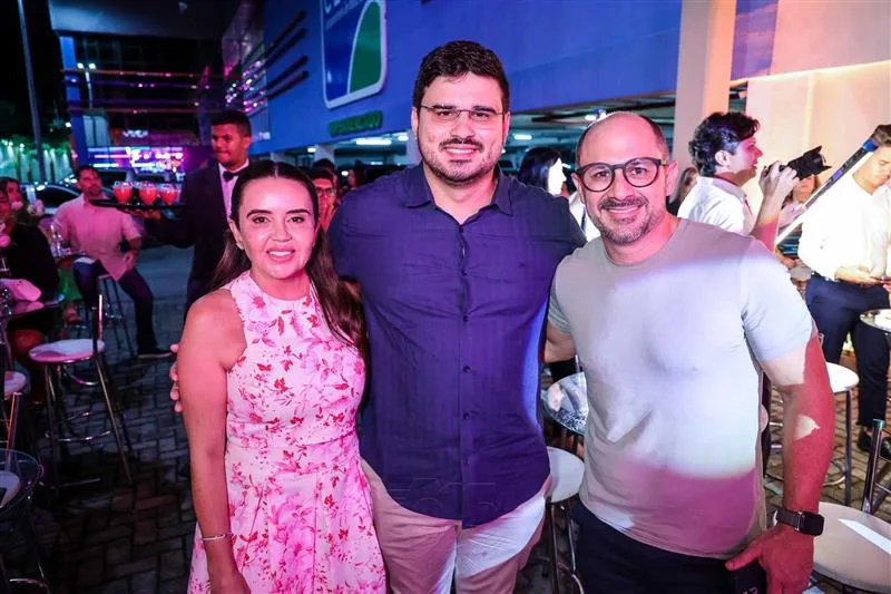 Adriana Lima, Mardonio Ximenes e Marcio Cidrack