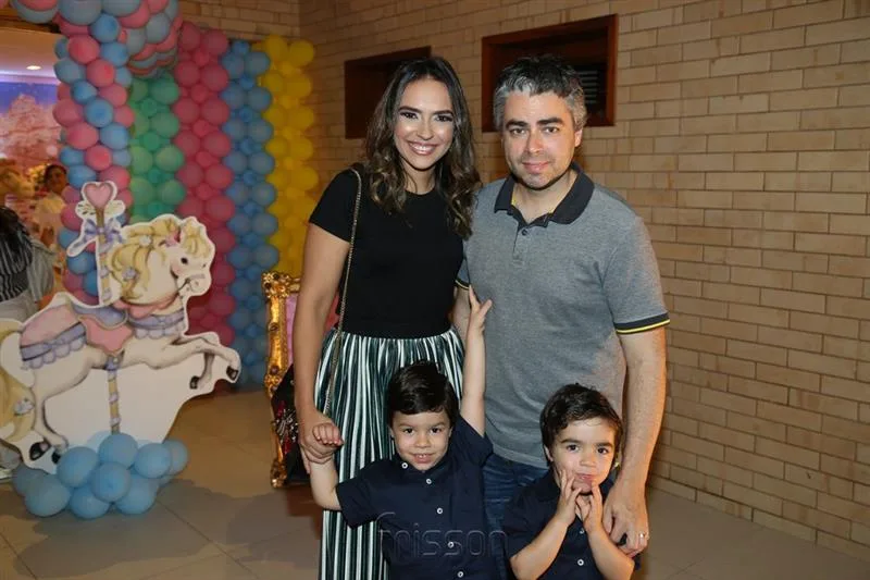 Carol, Silvio, Benício e Antônio Palácio