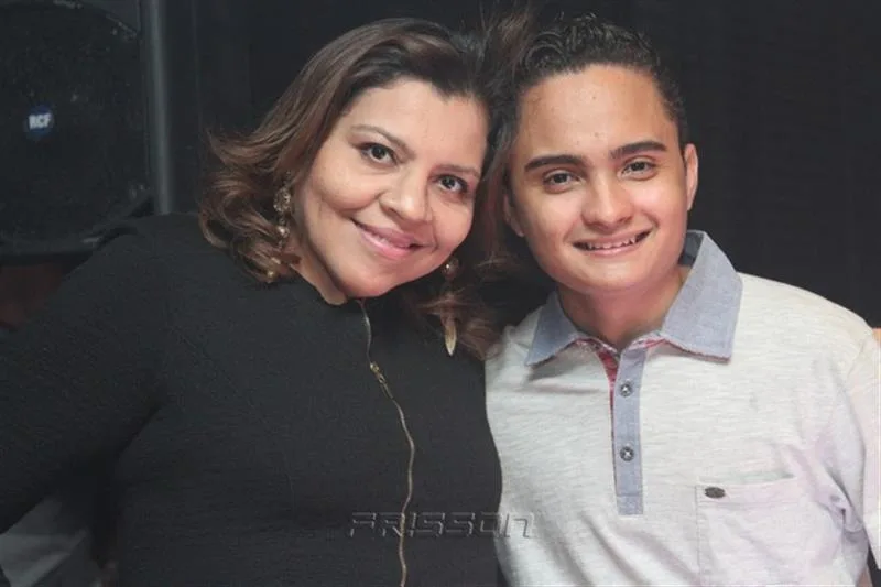 Adriana Rita e Felipe Araújo