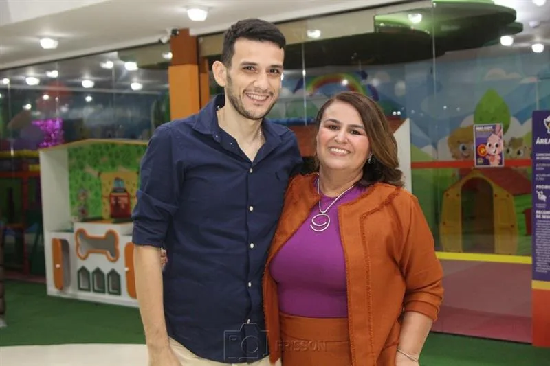 Afonso Figueiredo e Miriam Pontes