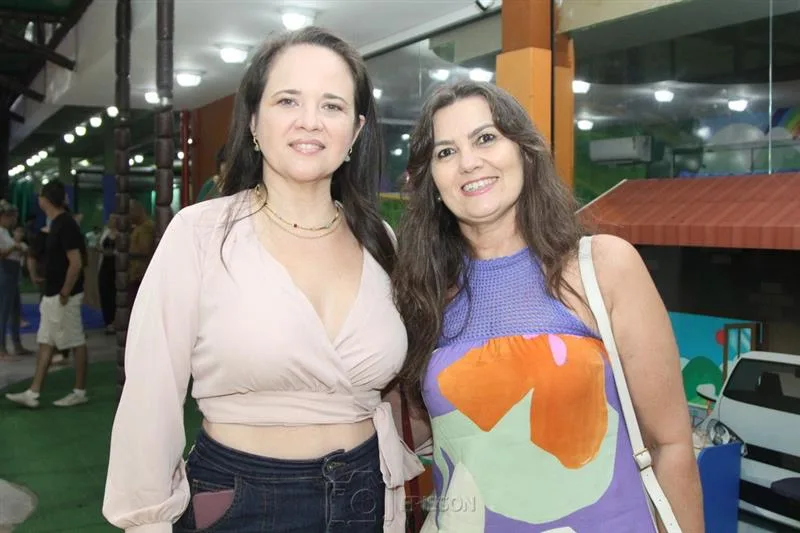 Ariadni Queiroz e Erilania Nunes