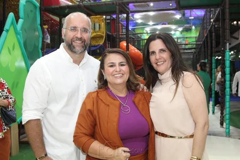 Daniel Moura, Miriam Pontes e Rochele Moura