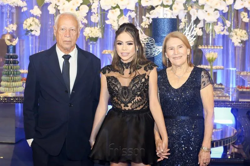 15 Anos de Giovana Martins