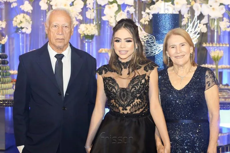 15 Anos de Giovana Martins