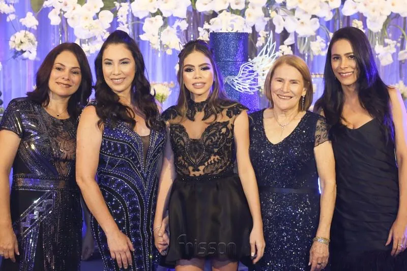 15 Anos de Giovana Martins