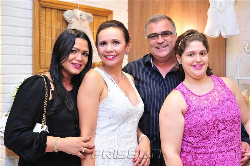 Carla Gerôdo, Naelia Donatti, Rener e Maria Clara Gerôdo