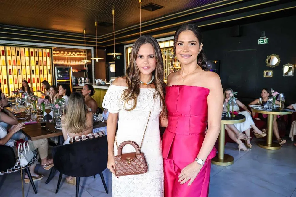 Andrea Parahyba e Manoela Ponte
