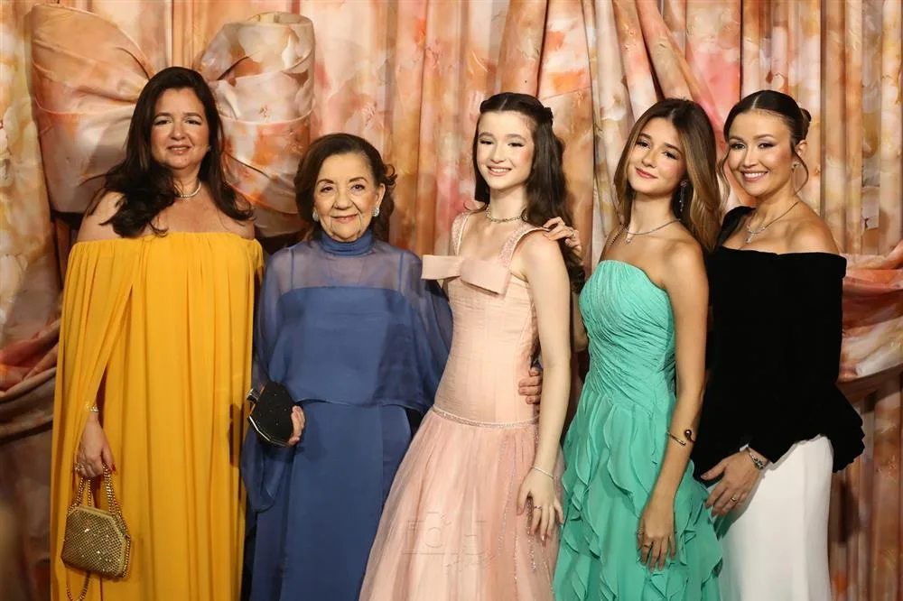 15 Anos de Nicole Kleinberg