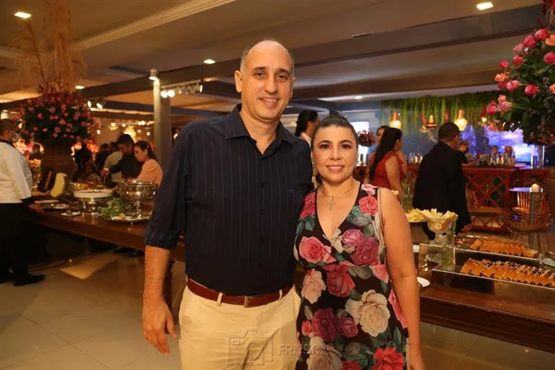 Adriano Gomes e Leide Ferreira