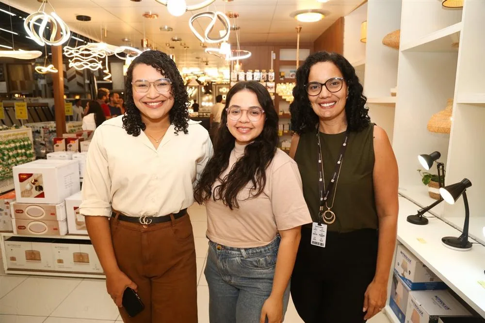 Alessandra Lima, Ataide Castelo e Aline Bessa