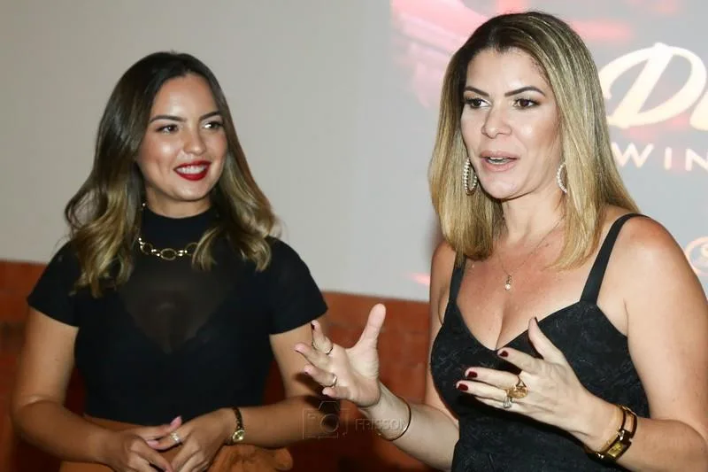 Maria Braz e Vivi Benevides
