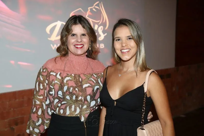 Mona e Liane Bastos