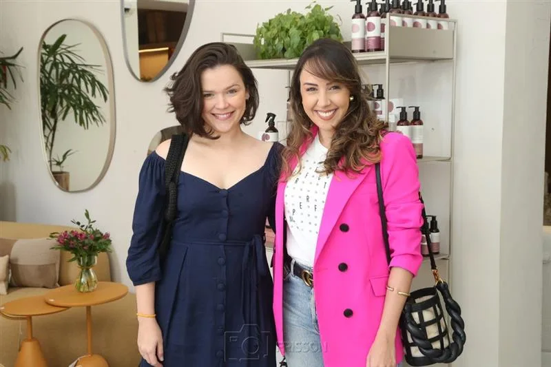 Amanda Máximo e Marisa Holanda