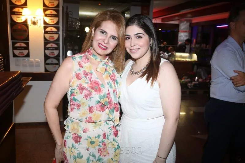 Carla e Rafaela Melo