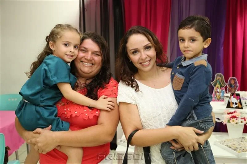 Ayme Castelo Branco, Anne Soares, Larissa e Tom Castelo Branco