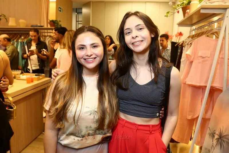 Amanda e Myrella Brilhante